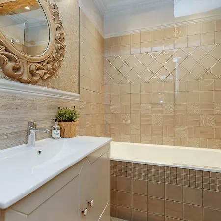 Dzirnavu Residense *